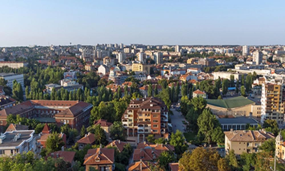 Βουλγαρία: Γιορτάζοντας με δαχτυλίδια από φωτιά πριν τη Σαρακοστή